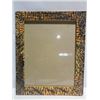 Image 2 : Tanya Tucker picture frames (3)