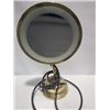 Image 2 : Tanya Tuckers Make-up Mirror