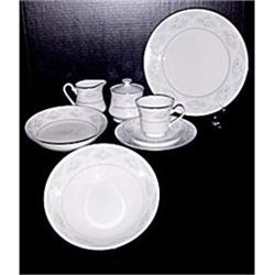 12 Pl. Settings fine China Dinnerware #1355816