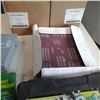Image 2 : Lot of sandpaper, wax thermal blanket and more