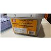 Image 2 : Tub of 1-1/2" flooring screws and 3 light bulbs