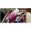 Image 2 : BOX OF NEW HAIR ACCESSORIES