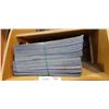 Image 1 : 100 SHEETS OF ABSORBANT PADS