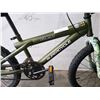 Image 2 : GREEN SUPERCYCLE BIKE