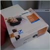 Image 2 : Portable sun shade with inflatable pad and neck pillow