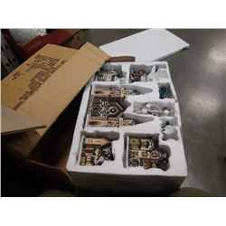 5 PIECE CHRISTMAS VILLAGE