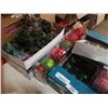 Image 3 : 2 BOXES OF CHRISTMAS DECOR