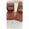 Image 4 : 7 NEW LISA KAO COLLECTION NECKLACES WITH PENDANTS AND CASE
