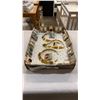 Image 1 : TRAY OF NEW FASHION JEWELRY