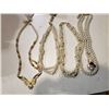 Image 16 : Lot of varoius necklaces