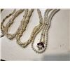Image 17 : Lot of varoius necklaces