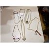 Image 8 : LOT OF NECKLACES