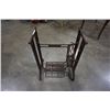 Image 1 : Vintage metal singer trestle sewing machine base