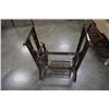 Image 8 : Vintage metal singer trestle sewing machine base