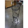 Image 2 : TRIPLE HANGING BASKET STAND