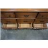 Image 8 : 9 DRAWER DRESSER