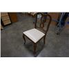 Image 17 : FRENCH PROVINCIAL DINING TABLE WITH 5 LEAFS AND 6 CHAIRS