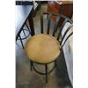 Image 6 : MODERN DINING TABLE AND 4 BAR STOOLS
