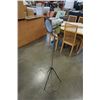 Image 2 : MOVIE STYLE LAMP