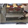 Image 2 : GREENHOUSE COLLECTION PARK BENCH