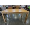 Image 2 : MAPLE DINING TABLE