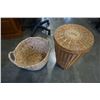 Image 2 : WICKER HAMPERS AND BASKETS