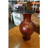 Image 7 : 4 DECORATIVE VASES - TALLEST APPROX 2 FOOT