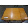 Image 3 : MAPLE SEWING MACHINE TABLE