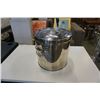 Image 1 : INSULATED 13 INCH STAINLESS STEEL LOCKING FOOD WARMER
