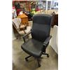 Image 8 : IKEA DESK AND 2 BLACK AND WHITE OFFICE CHAIRS GAS LIFT