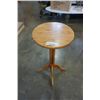 Image 1 : OAK PARLOUR TABLE