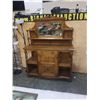 Image 2 : ANTIQUE 2 PIECE BUFFET AND MIRROR GALLERY HUTCH