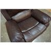 Image 6 : LEATHER RECLINER