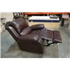 Image 7 : LEATHER RECLINER