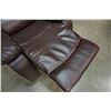 Image 9 : LEATHER RECLINER