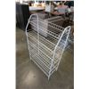 Image 4 : WHITE WIRE METAL SHELF