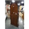Image 5 : SLIGH GLASS DISPLAY CABINET