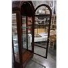 Image 7 : SLIGH GLASS DISPLAY CABINET