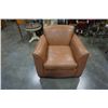 Image 1 : LEATHER ARMCHAIR