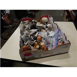 TRAY OF COLLECTABLE DOG FIGURES