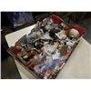 Image 4 : TRAY OF COLLECTABLE DOG FIGURES