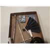 Image 2 : Lot of easten cast iron fan, picture holder and molds