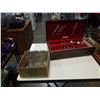 Image 1 : ROGERS ONEIDA A1 CUTLERY IN CANTEEN AND BOOT GLASSES