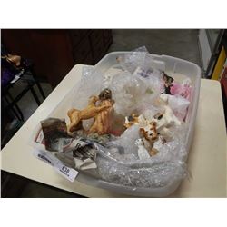 TRAY OF COLLECTABLE DOG FIGURES