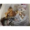 Image 6 : TRAY OF COLLECTABLE DOG FIGURES