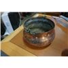 Image 3 : Copper pot and etched copper bowl with lid