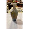 Image 2 : Porcelain turtle, peguin and 2 vases