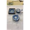 Image 1 : Tray of english wedgewood plates