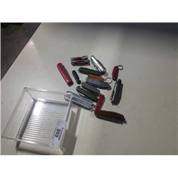 Lot of pocket knives