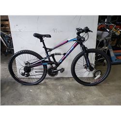 BLACK CCM BIKE